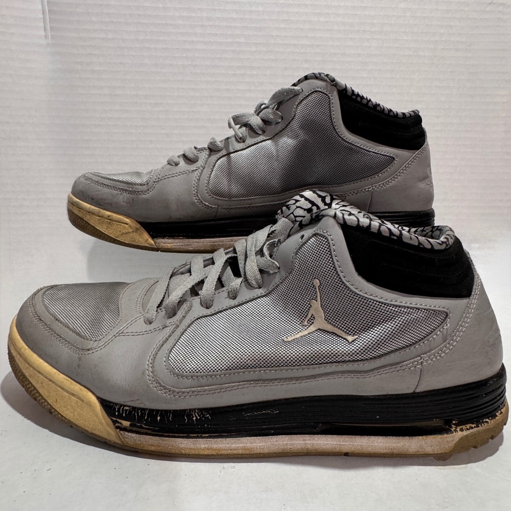 Jordan Flight 23 Grey Black Elephant Print Mid Top Sneakers 317820-015 Mens